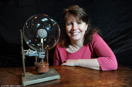 Britains_Oldest_Solar_Cell