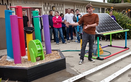 Solar-powered fountain, Cal Lutheran students