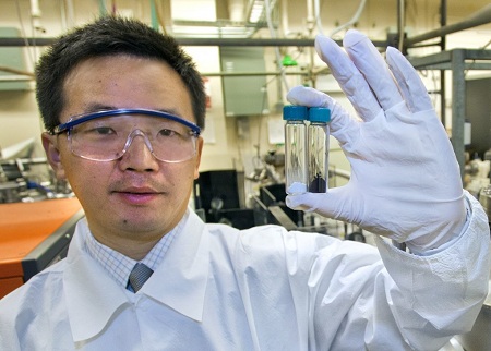 Lawrence Berkeley National Laboratory, jumbling titanium dioxide nanocrystals