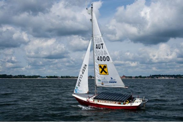 Robot Sail Boat