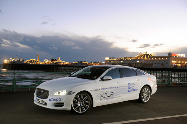 Jaguar XJ_e