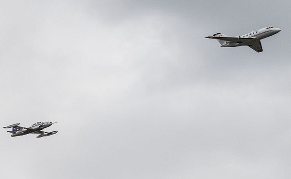 100 biofuel flight