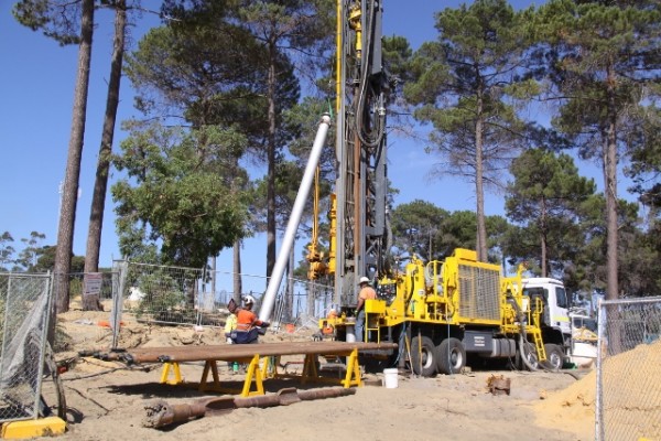 Drilling begins on the geothermal energy well to be used as coolant for the planned Pawsey Center. Image via CSIRO.