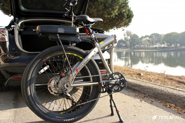 Tesla-Folding-Electric-Bike-Prodeco-19-1024x682