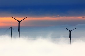 8 of 10 Top GHG Emitters Pledge to Double Renewables