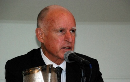 DSC_0356-jerry-brown-close-prv distributed solar power, California conference, Governor Jerry Brown