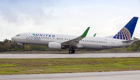 United biofuel flight