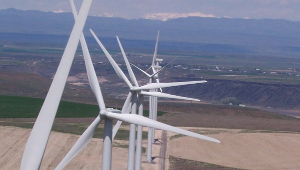 Fossil Gulch wind power