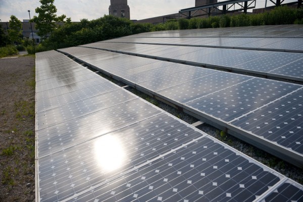 One of several solar arrays that supply power to the CCGT campus. Image via Chicago Center for Green Technology.