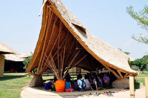 One of several open-air pavilions where children can gather for outdoor assemblies. Image via Panyaden School.