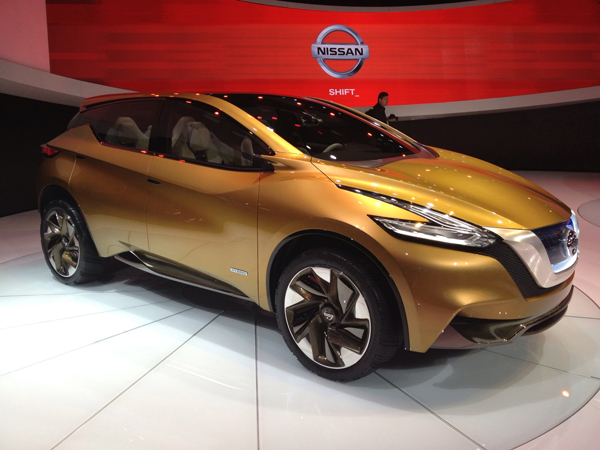 Nissan Resonance at 2013 Detroit Auto Show (image copyright EarthTechling)
