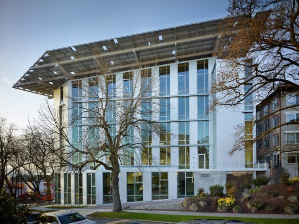 The new Bullitt Center, after its official opening on Earth Day. Image via the Bullitt Foundation.