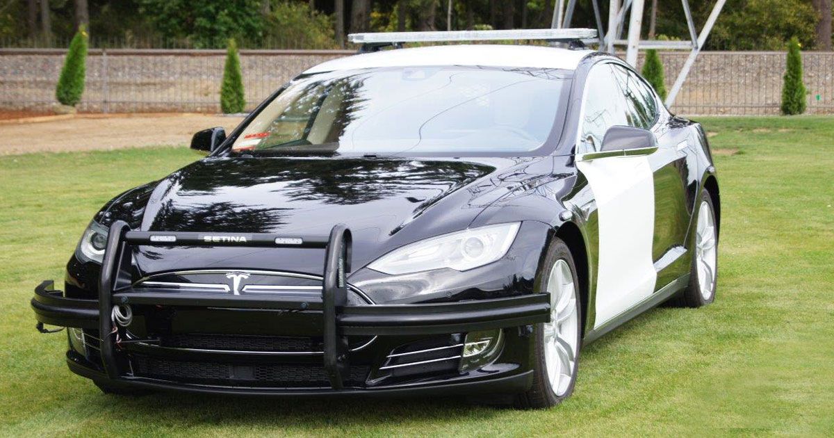 Tesla Model S Police Car